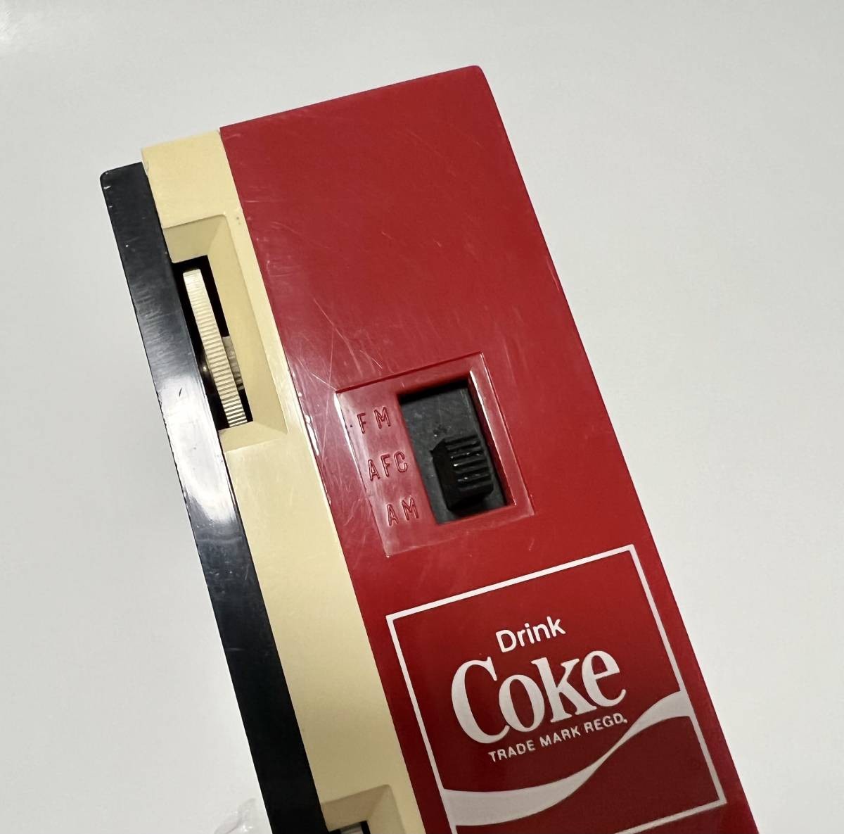Coca-Cola Vendor Bottle Vending Machineam/Fm Radio Made In Japan Operation Confi