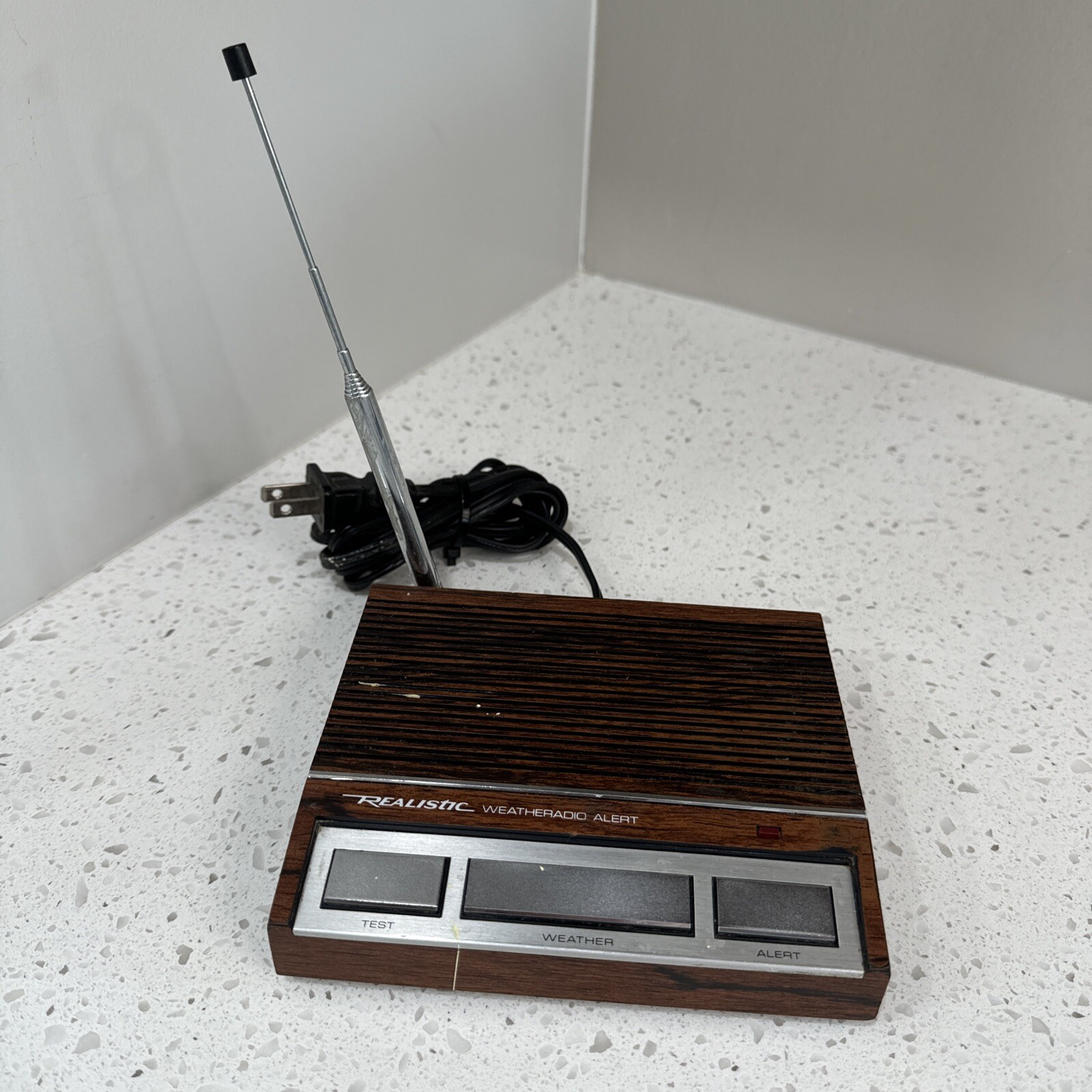 Vintage REALISTIC Weather Radio Alert Model 12-140 Tested Works!