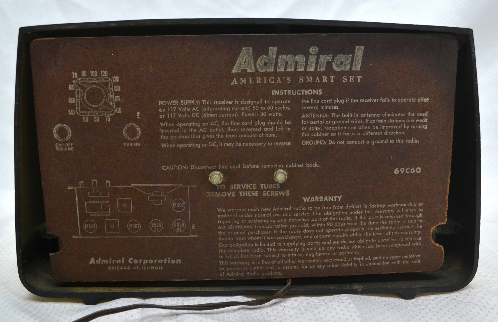 Vintage Admiral 5J23 N Tube Radio