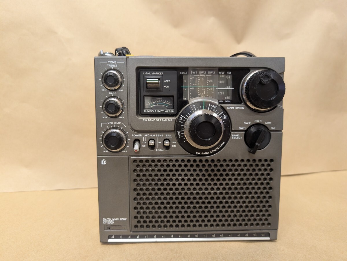 Sony ICF-5900 FM/AM Multi Band Short Wave Radio Receiver