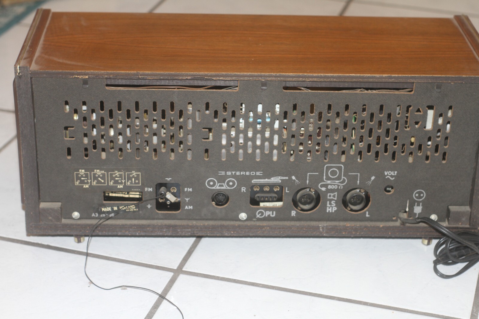 Vintage Working Table Top Stereo w/ tuning eye Philips B5X43A Made in Holland