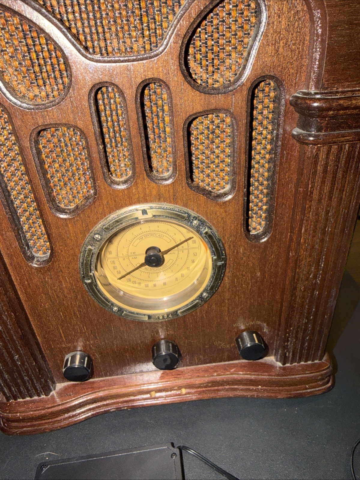 Radio Shack 12-697A Cathedral Style AM/FM Radio Cassette Player Vintage