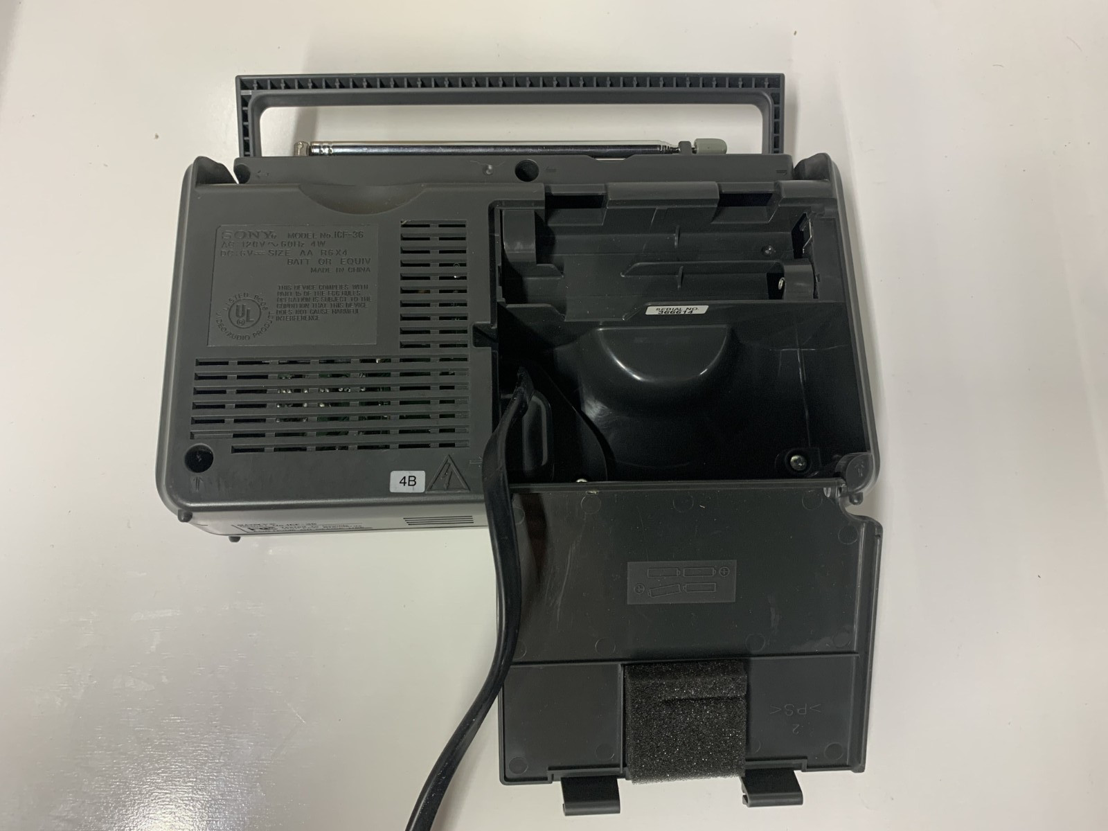 **Sony AM/FM Portable Radio ICF-38 AC120V 60Hz 4W – Tested