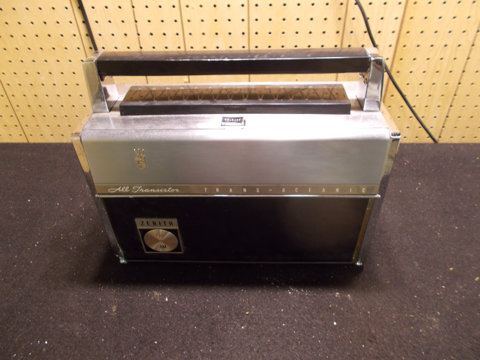Zenith Trans-Oceanic Royal 3000-1 ( SO#117)