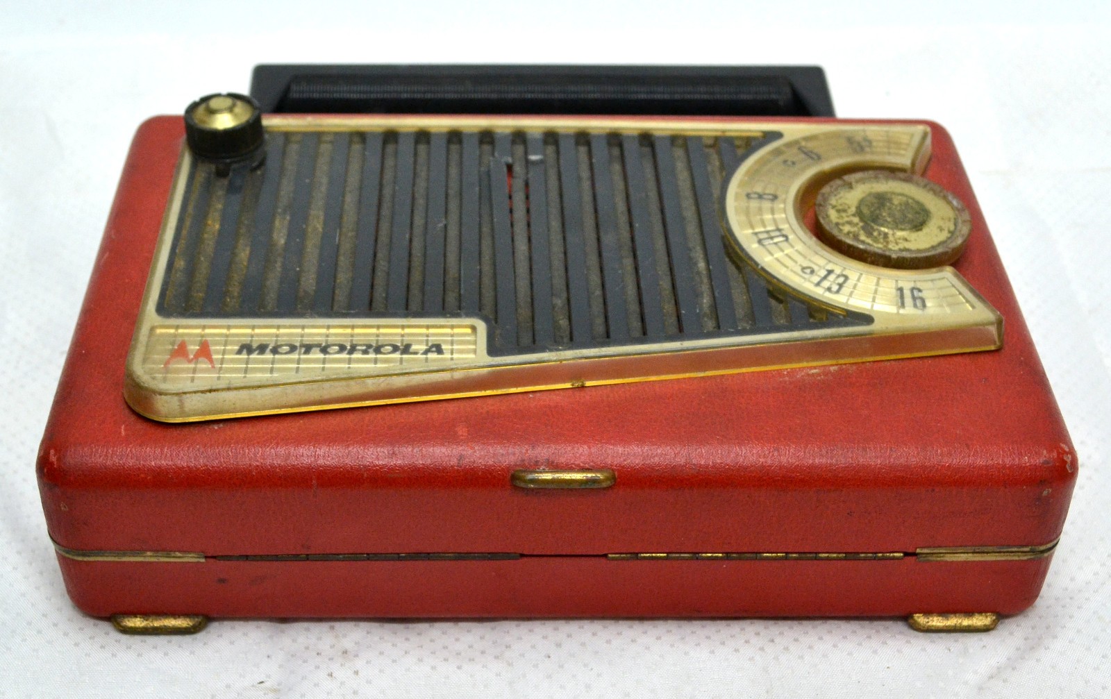 1950’s Motorola 56L2 CH=HS-534 Tube Portable Radio – Repair/Restore/Parts