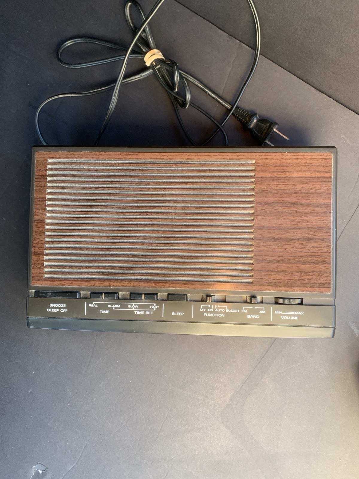 Vtg Sanyo RM-5100A Digital Alarm Clock Radio Woodgrain AM/FM Retro 1980s Tested