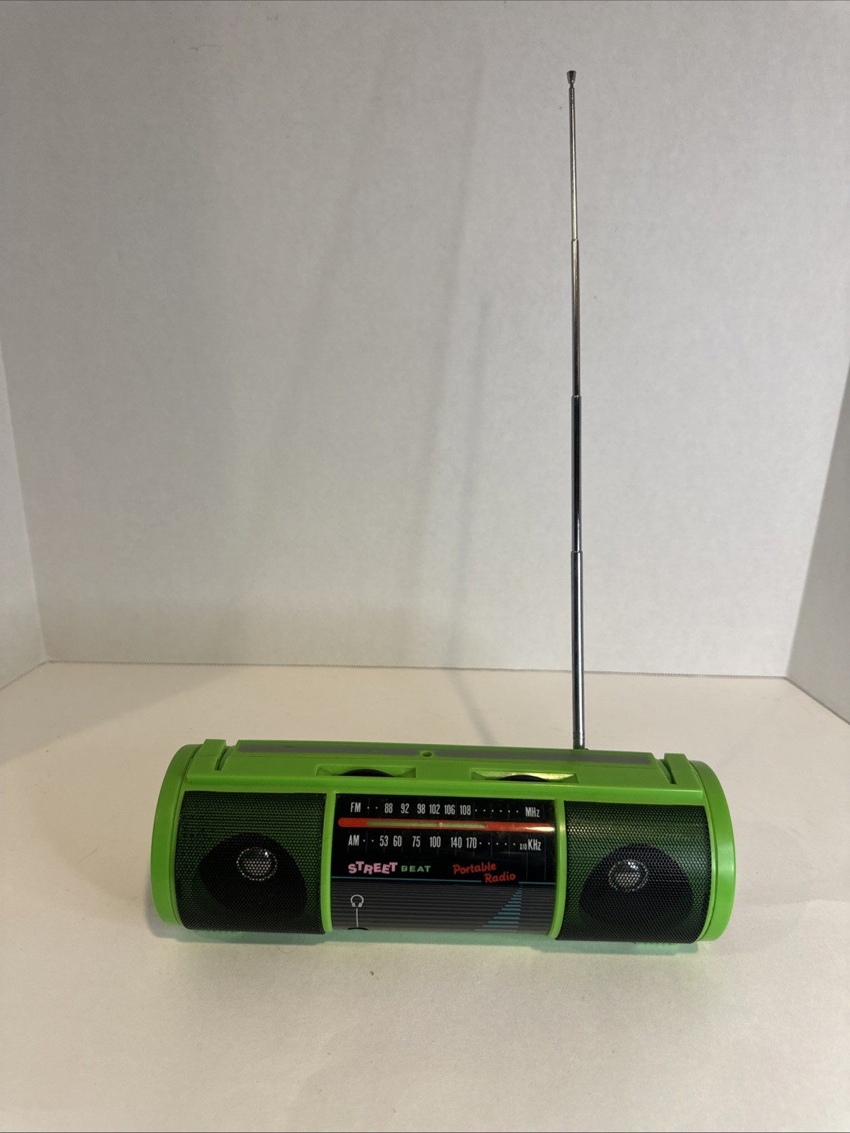 1990 Street Beat Radio F/ Radio Shack W Original Box & Manual RARE Green Working