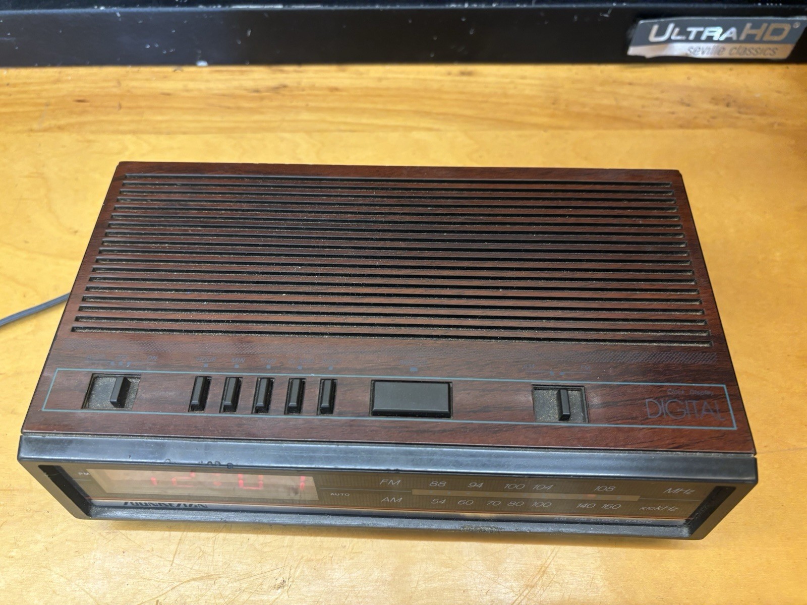 Soundesign 1980’s Vintage Alarm Clock Radio 3620WAL Parts Repair