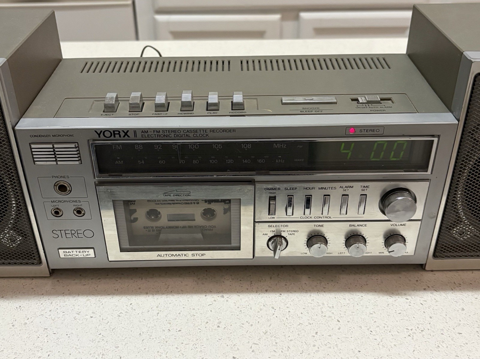 1980’s YORX (M2488) AM/FM Stereo Cassette Recorder Tape Deck & Digital Clock