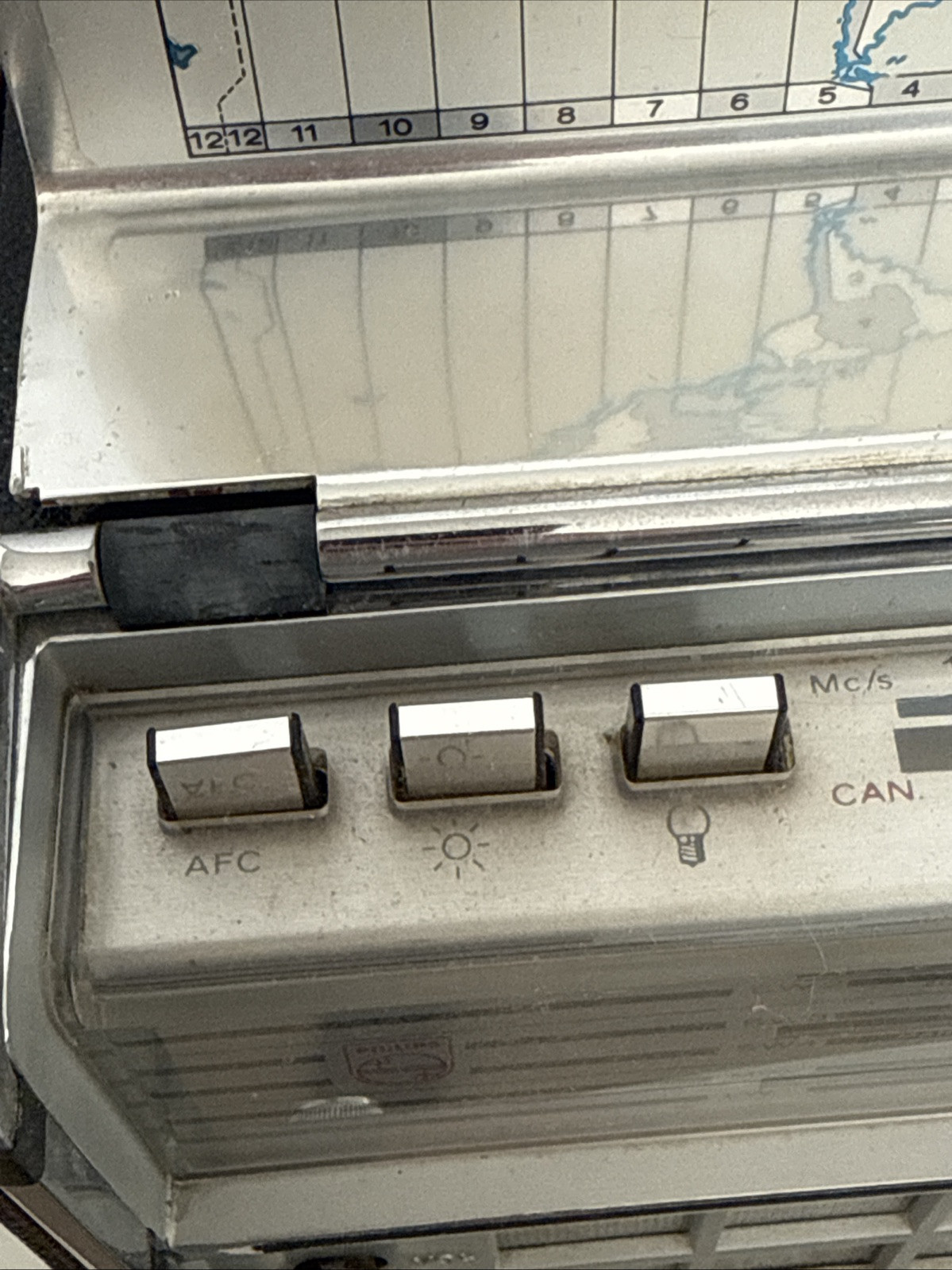 RARE VINTAGE PHILIPS FM-AM De Luxe Portable Multi Band Radio (L6X38T/54)