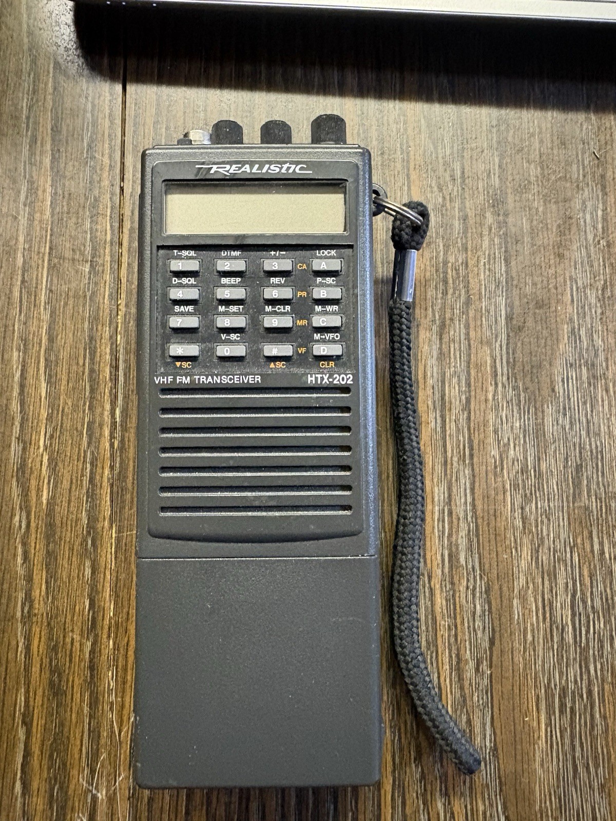 Realistic HTX-202 2 Meter VHF FM Handheld Ham Radio Transceiver HTX202