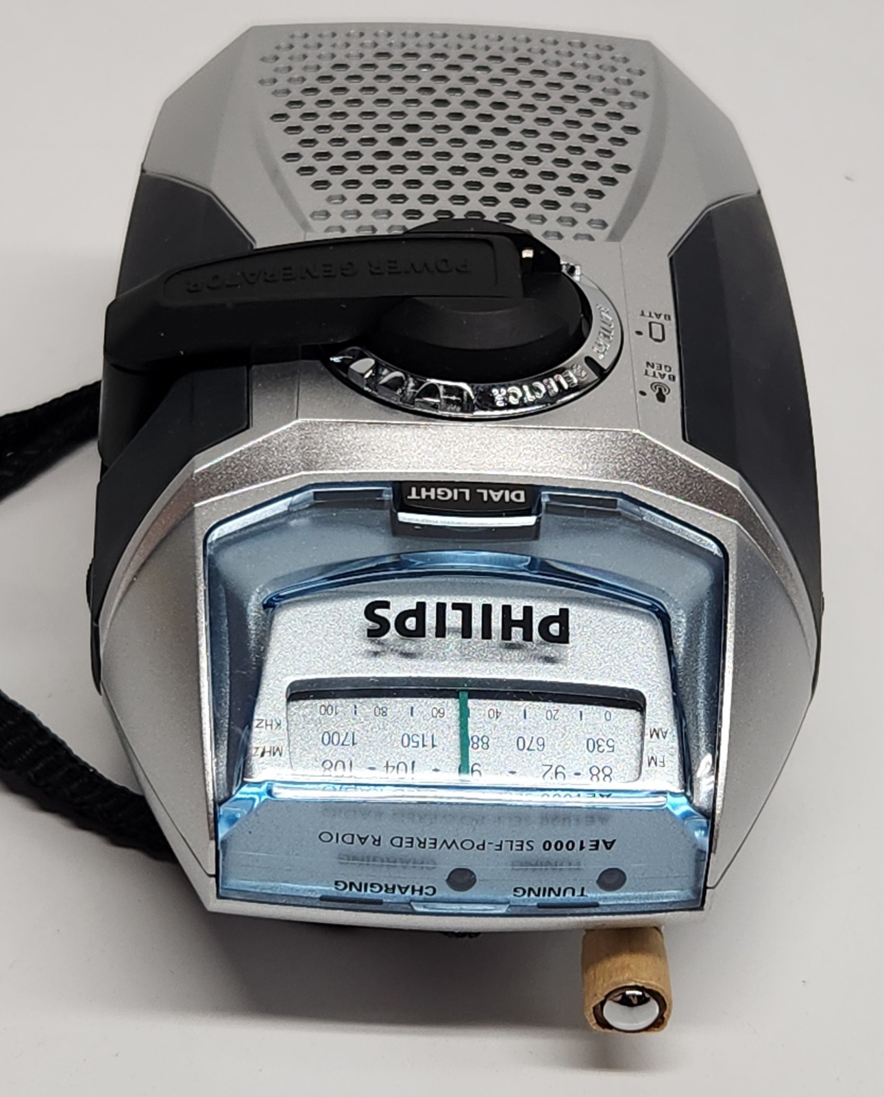 VTG Philips AE1000 Portable Radio AM FM Self Powered Diaster Prep Rechargeable