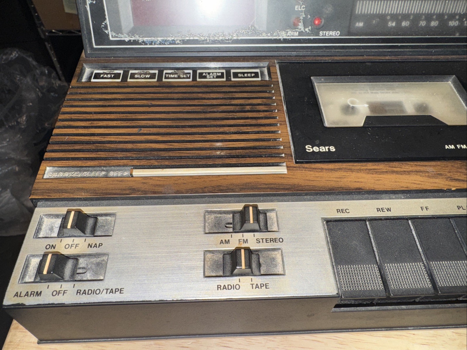 Sears “RARE” AM/FM cassette Alarm clock radio 1979 model 23400, Tested Works!!