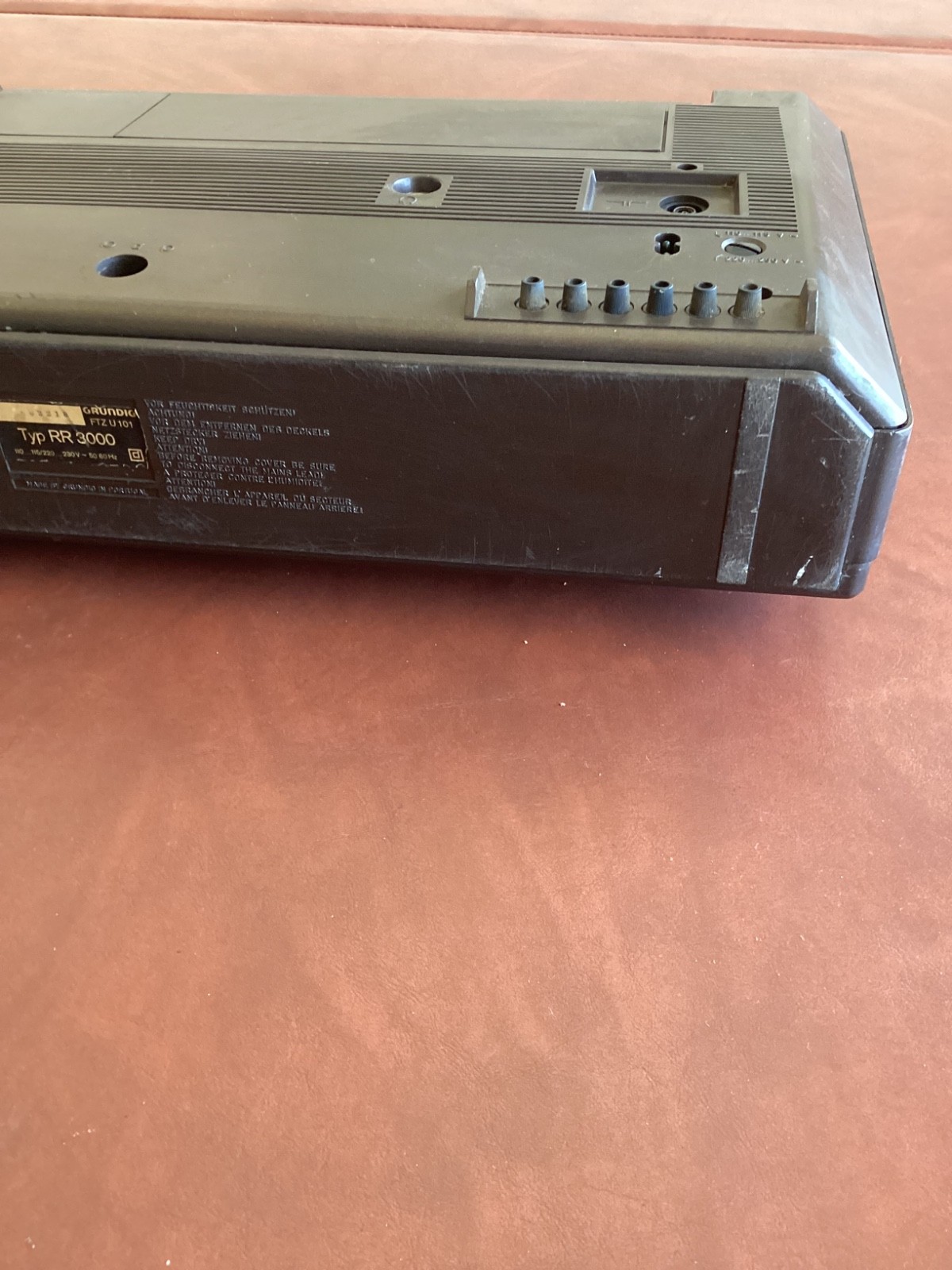 GRUNDIG RR 3000 Stereo Radio Recorder *FOR PARTS OR NOT WORKING*