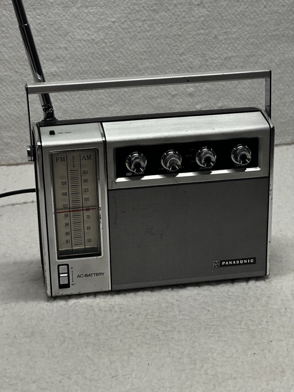 Vintage Panasonic AM/FM Radio Model RF 757 2 Band 10 Transistor 7 Diode Japan