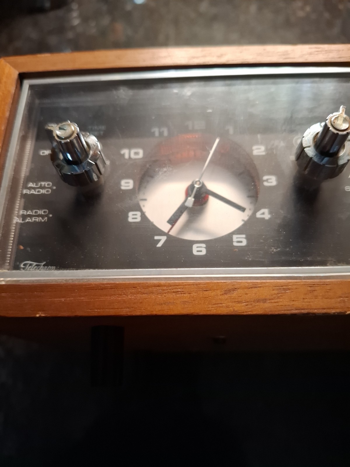 Vintage Sony Soild State 8FC-55W AM FM Clock Radio Wood Case 1960s Japan WORKS