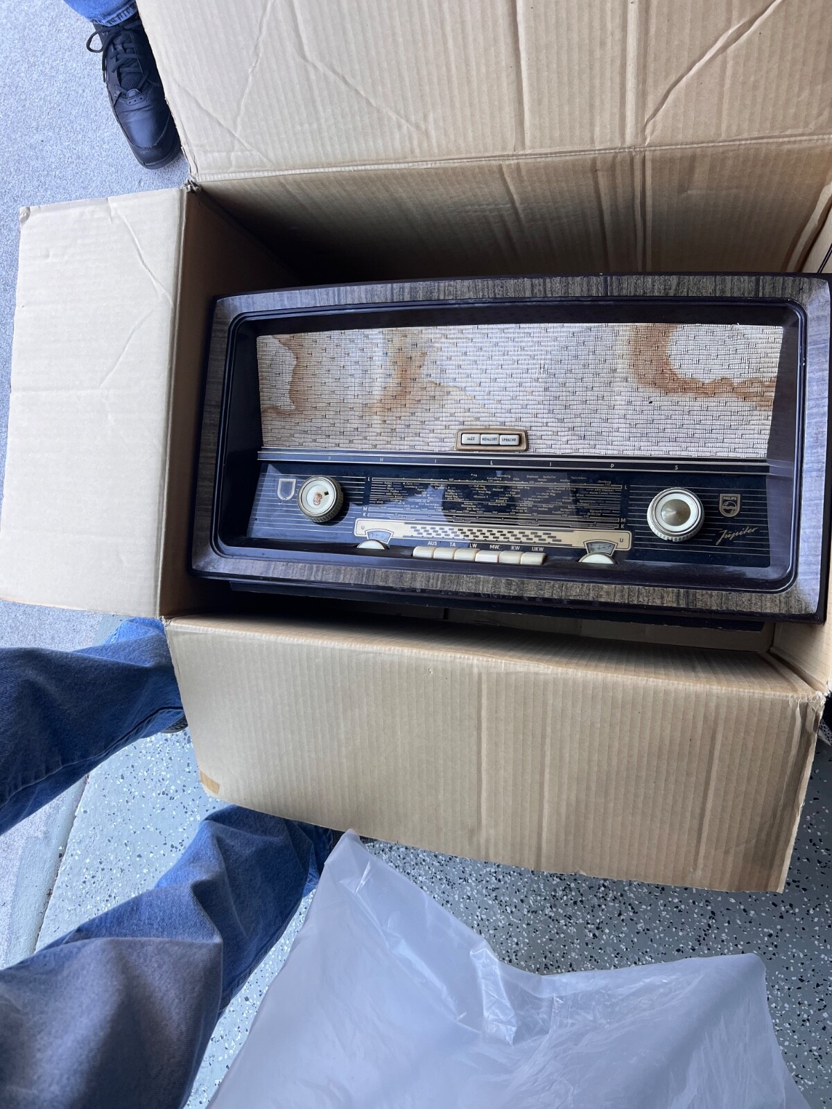 PHILIPS JUPITER – AM Shortwave Radio – West Germany – Very Good