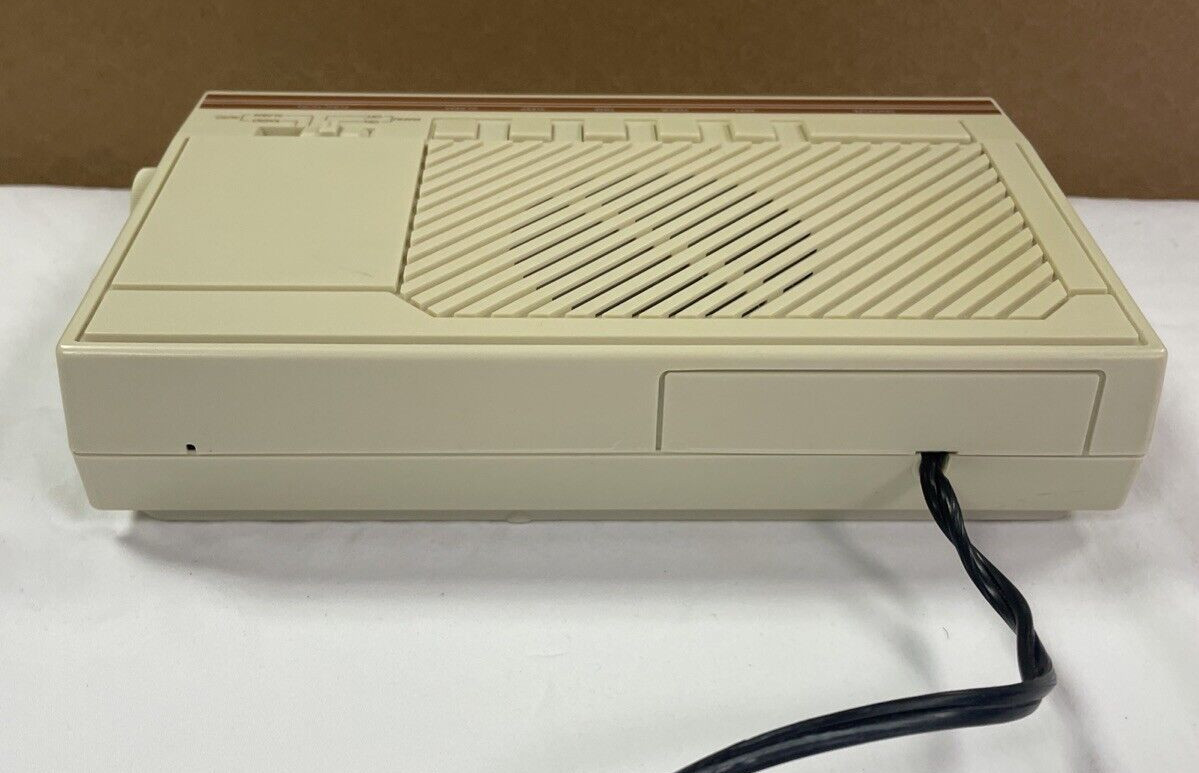 Vintage Tenkai AM/FM Clock Radio Model RC5 Works Made Hong Kong in VGC