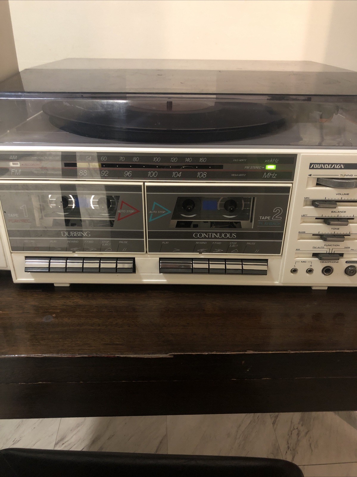 Stereo Soundesign （records/radio/cassette)model（6821)test Working Good