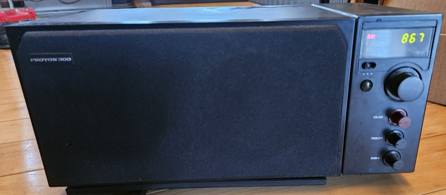 Proton 300 AM/FM Stereo Radio – Vintage Audiophile Table Radio – Tested Working