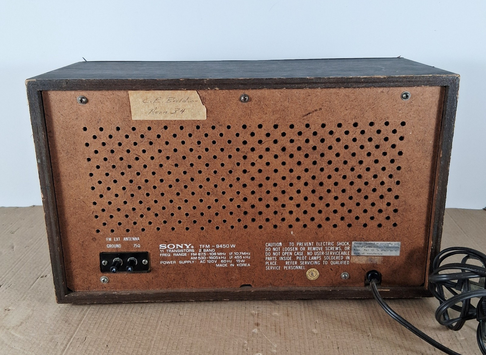 Vintage Sony TFM-9450W Tested AM/FM 2-Band Tabletop Transistor Radio TESTED