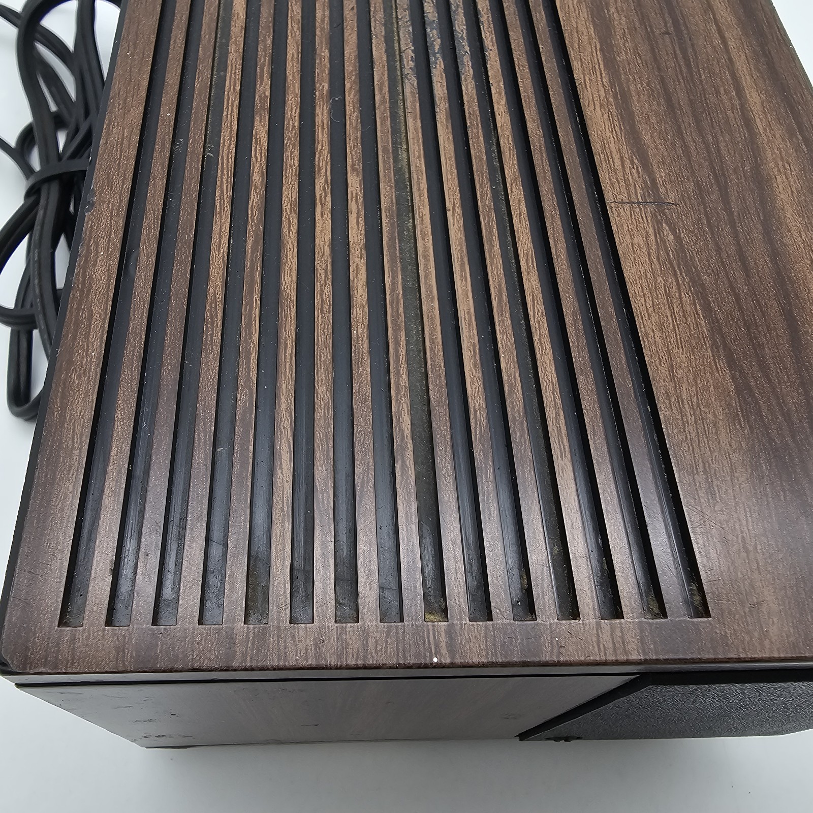 VTG Flip Clock Radio Alarm Sound Design Faux Wood Finish AMFM Model 3461 – READ