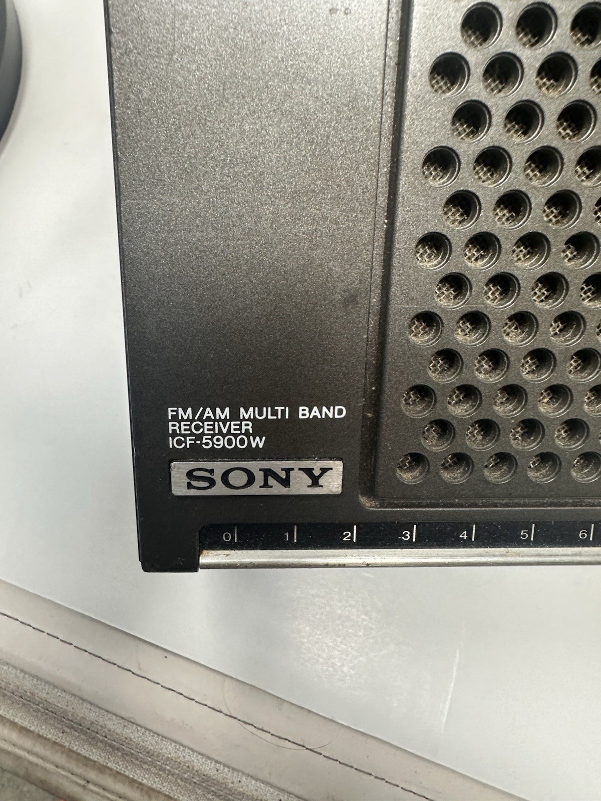 Sony ICF-5900W Radio FM MW SW1 SW2 SW3 Multi 5 Band Receiver Japan