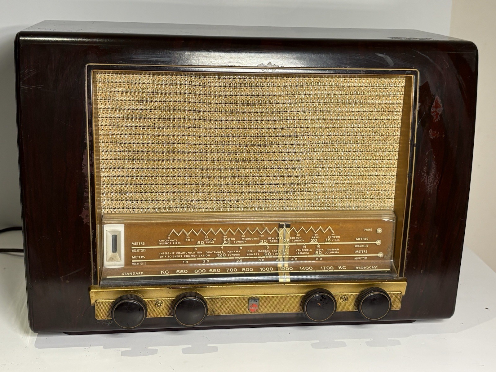 Vintage Philips P145 Tube Radio Working AM Shortwave Wood Cabinet Toronto 1950s