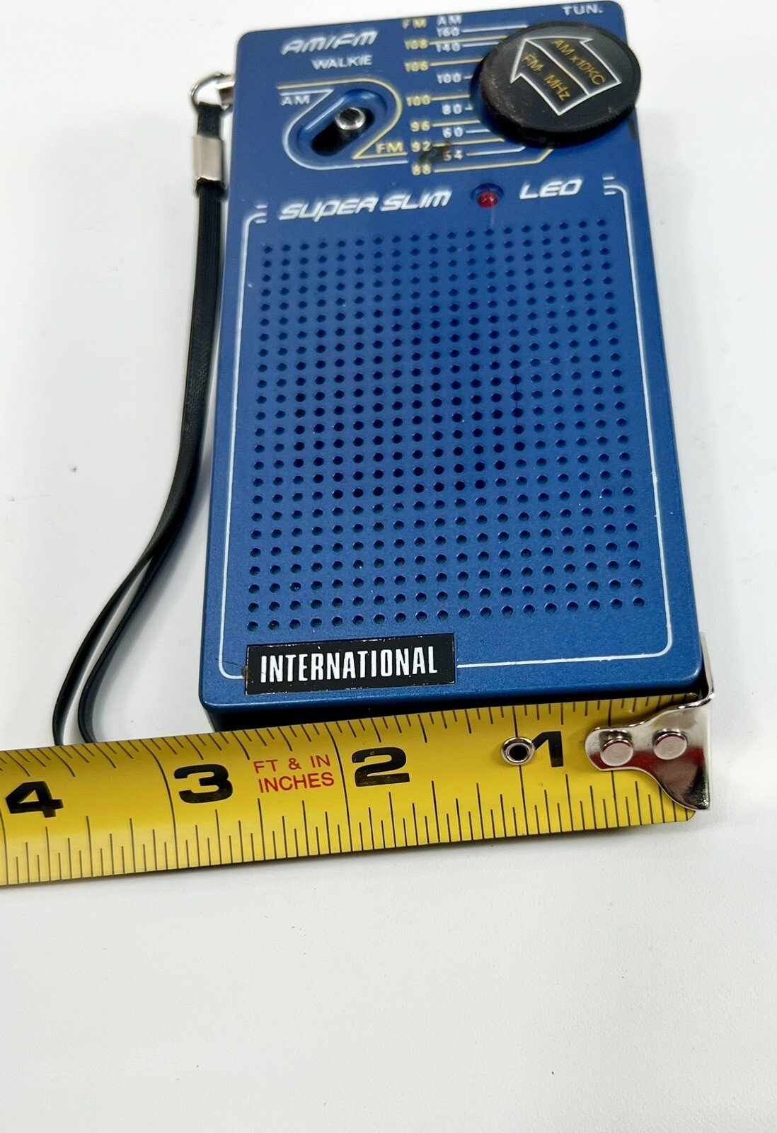 International NL-333 AM/FM Pocket Receiver Radio Hong Kong Tested Vintage