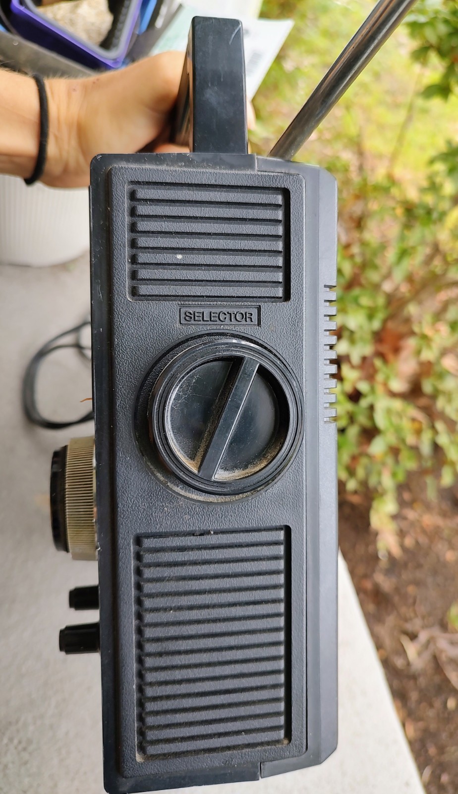 Vintage Radio Shack Realistic Patrolman SW-60 6 Band Radio 12-764A, WORKS!
