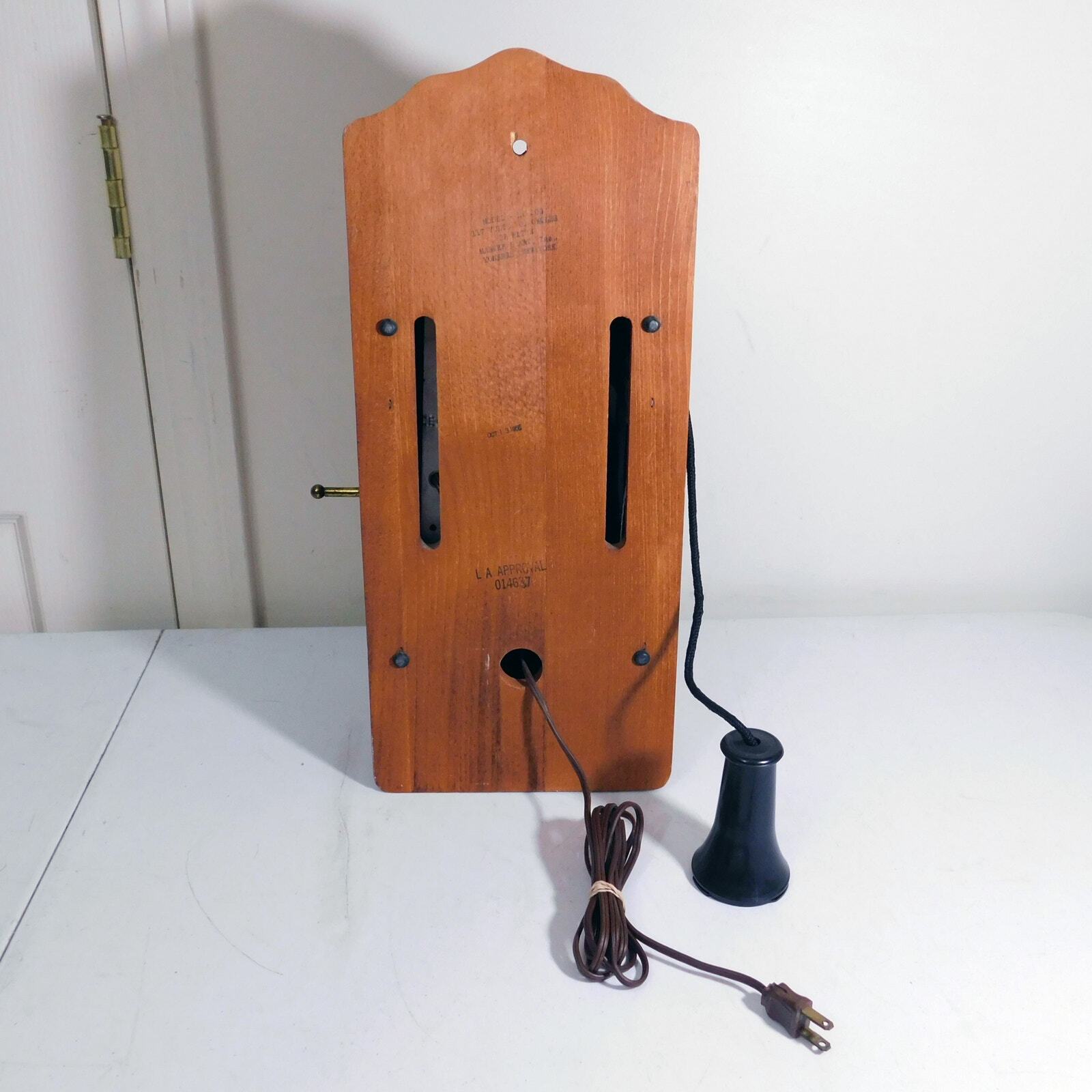 Vintage Masters Art Wall Phone AM Radio Model RT-200 1965 Tested Powers On