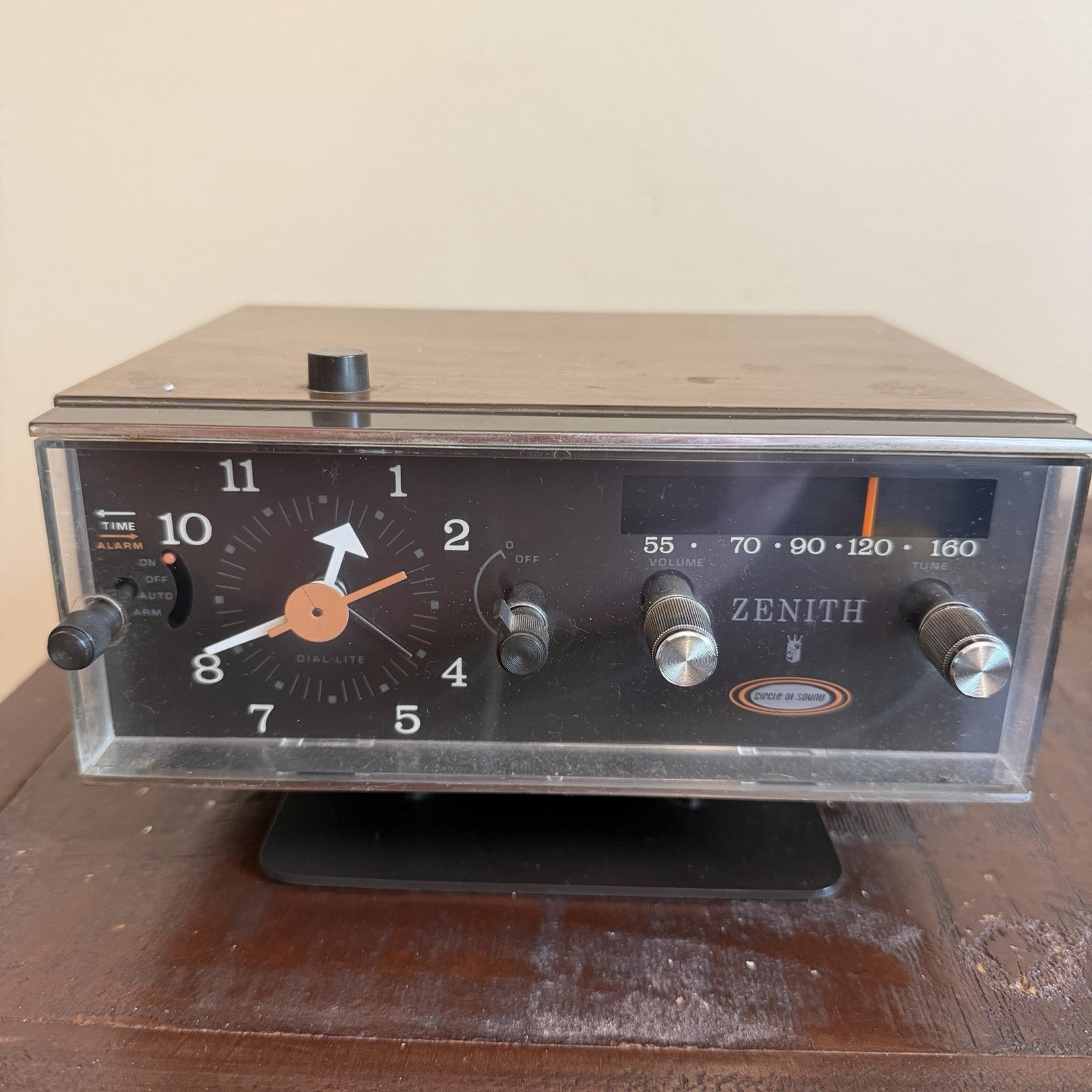 Zenith B285W Circle of Sound AM FM Clock Radio Alarm Vintage Hong Kong Works