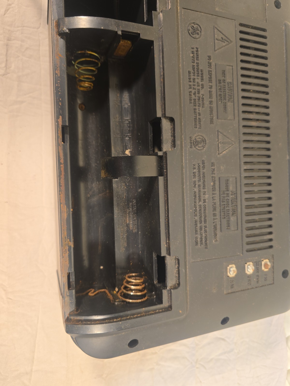 GE Super Radio III Long Range AM/FM – Black (TESTED)