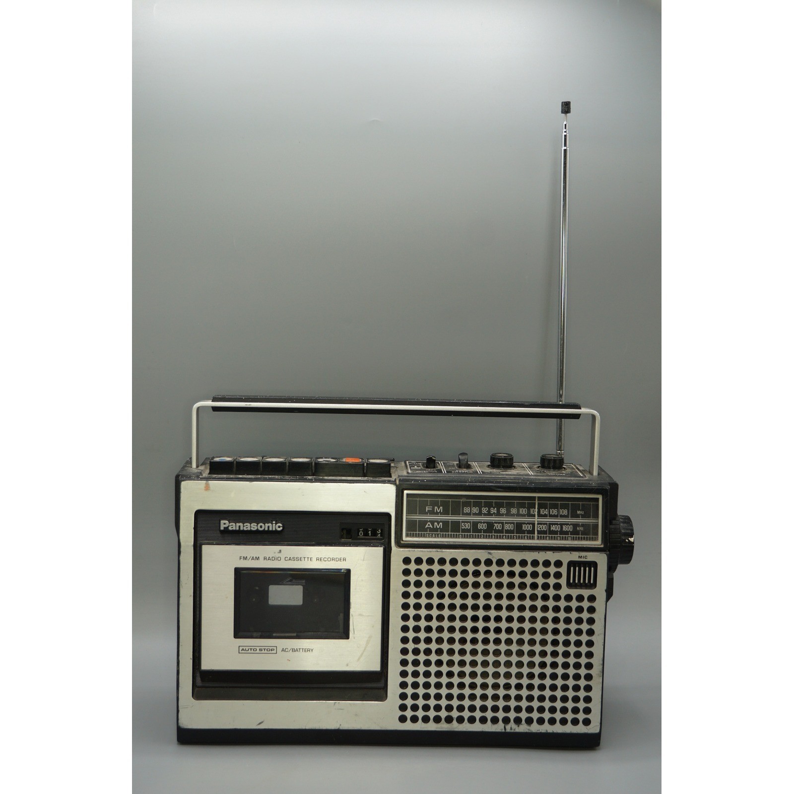 Panasonic RQ-542S Vintage FM AM Radio Cassette Recorder Silver Black Japan