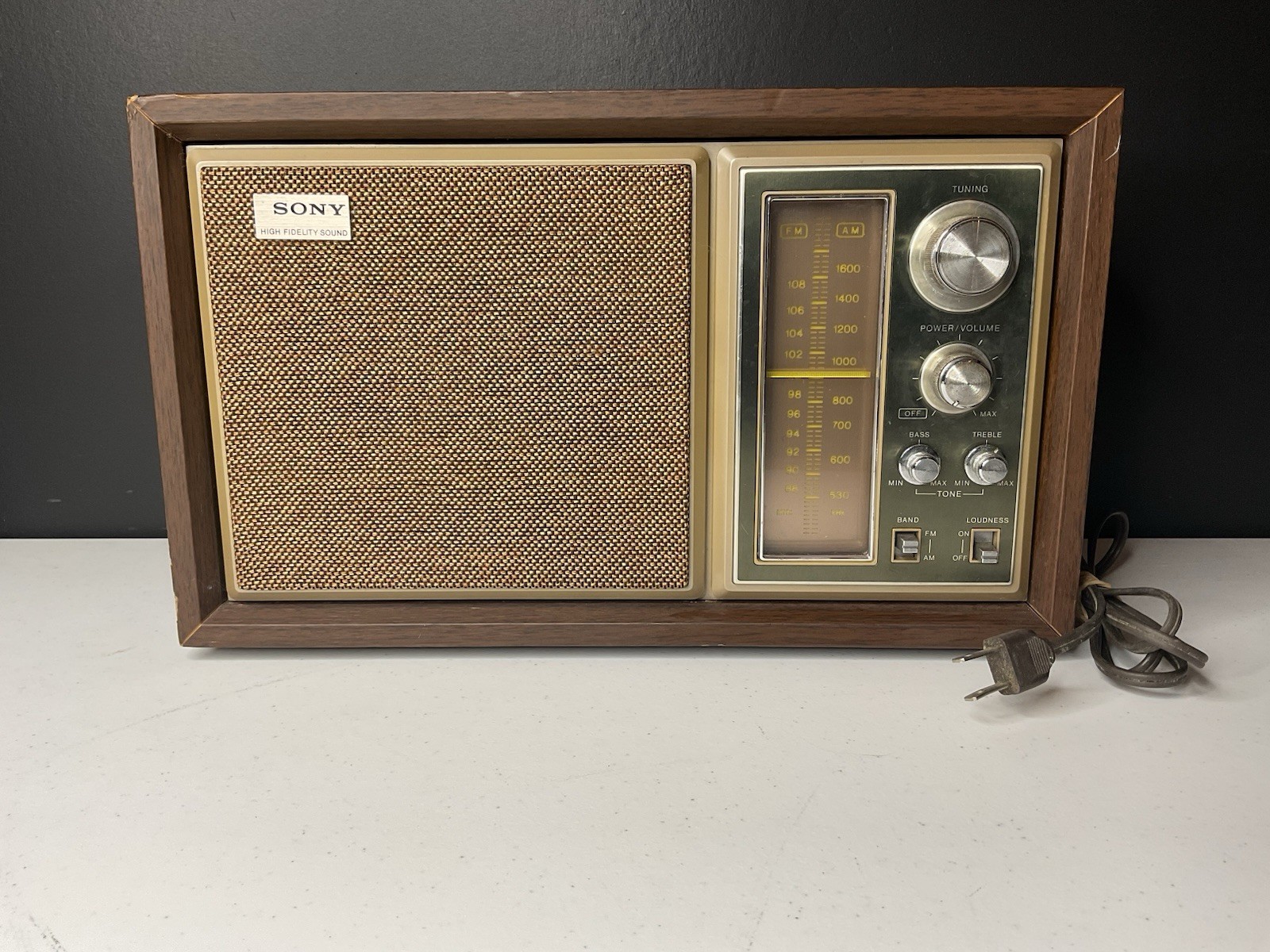 Vintage Sony ICF-9550W AM/FM Radio High Fidelity Sound Wood Case 1970’s Tested