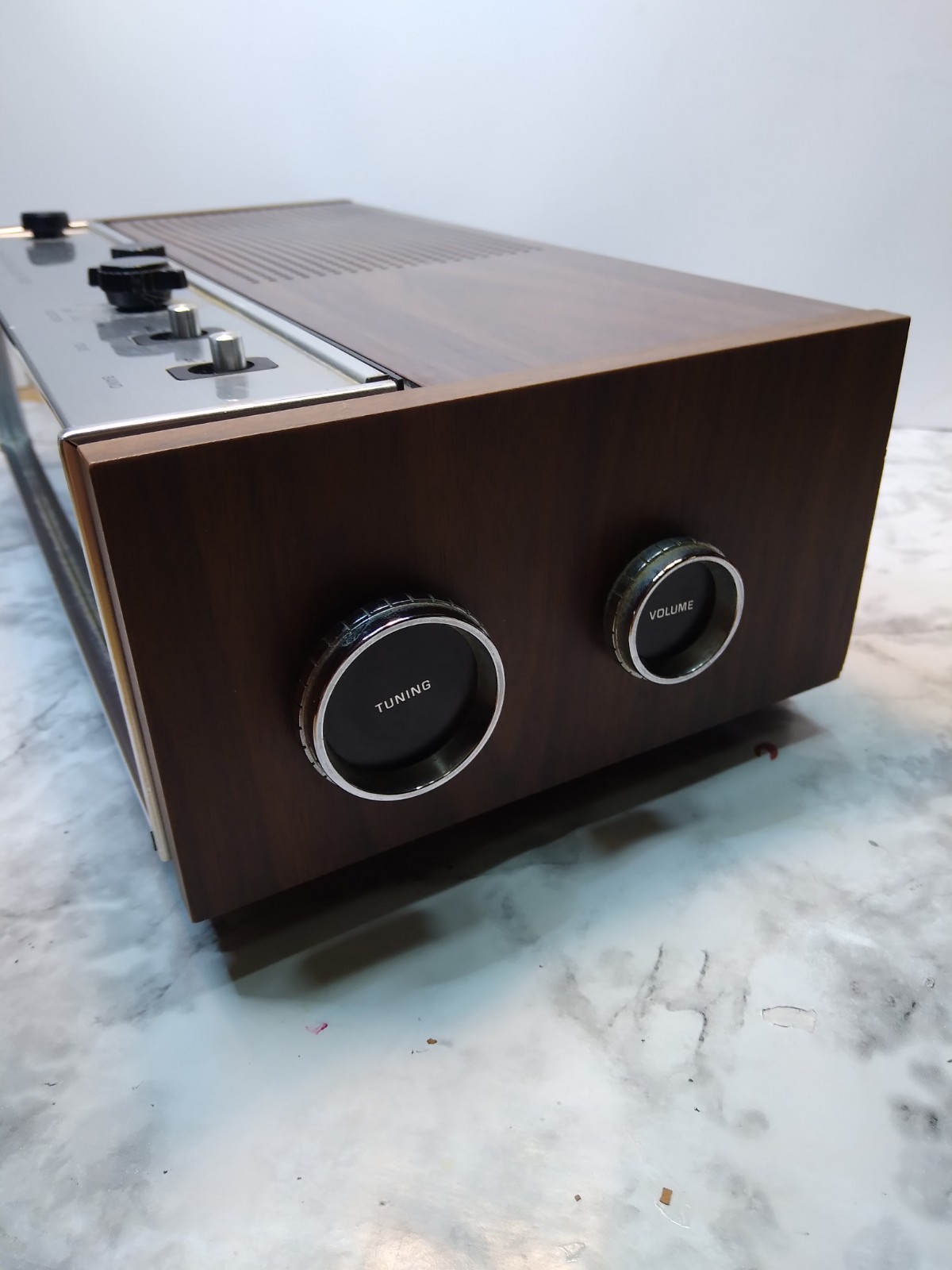 Vintage Panasonic Woodgrain Flip Clock Radio Alarm AM FM w Day Display RC-7053