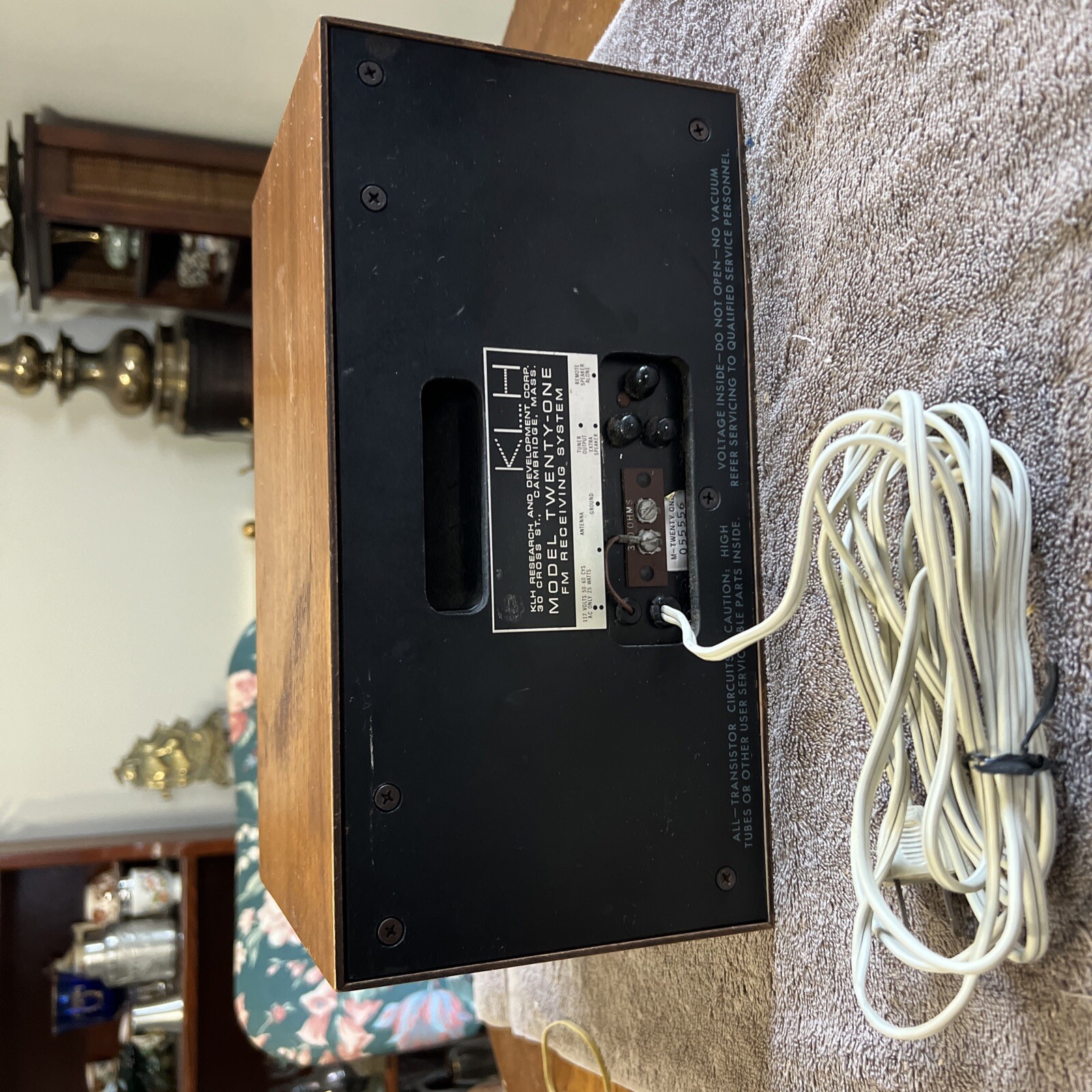 1965 FM Radio VINTAGE KLH model 21 Twenty-one MID-CENTURY wood case WORKS WELL