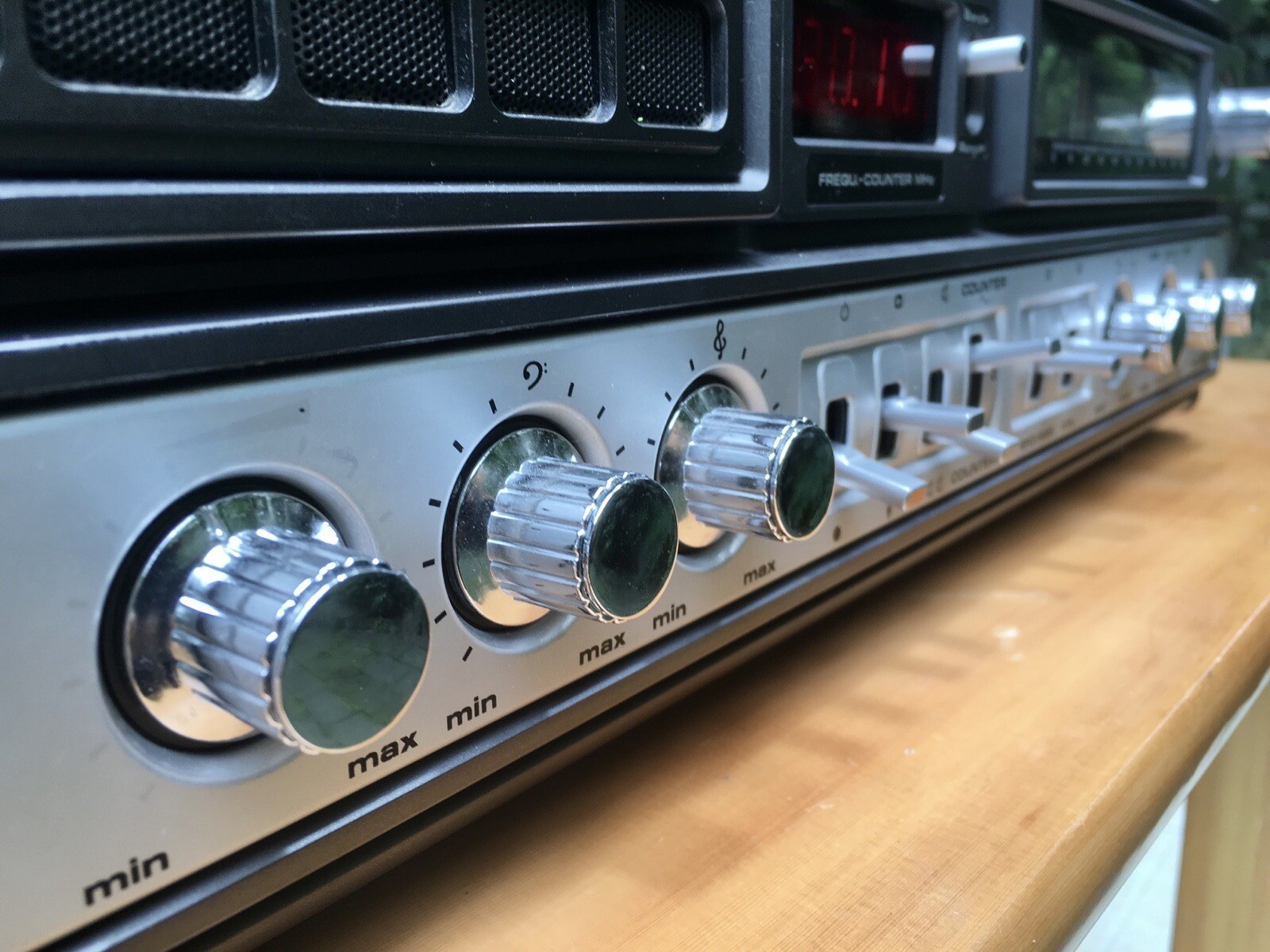 Bass/treble & tuning knobs for Grundig Satellit 3000 & 3400, Etc.
