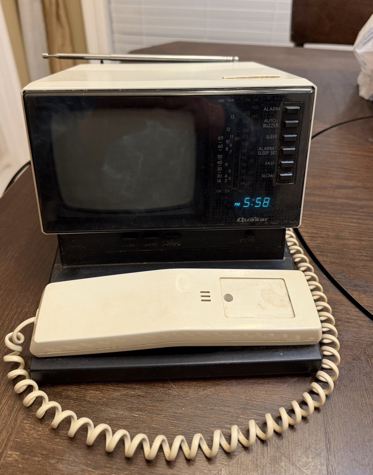 VINTAGE QUASAR AP1495YH PHONE TV RADIO ALARM CLOCK Works