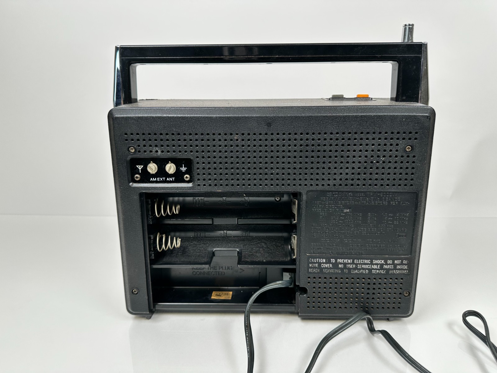 SONY 6BAND Radio FM/AM/PSB/SW1-3 Receiver, Model TFM-8000W