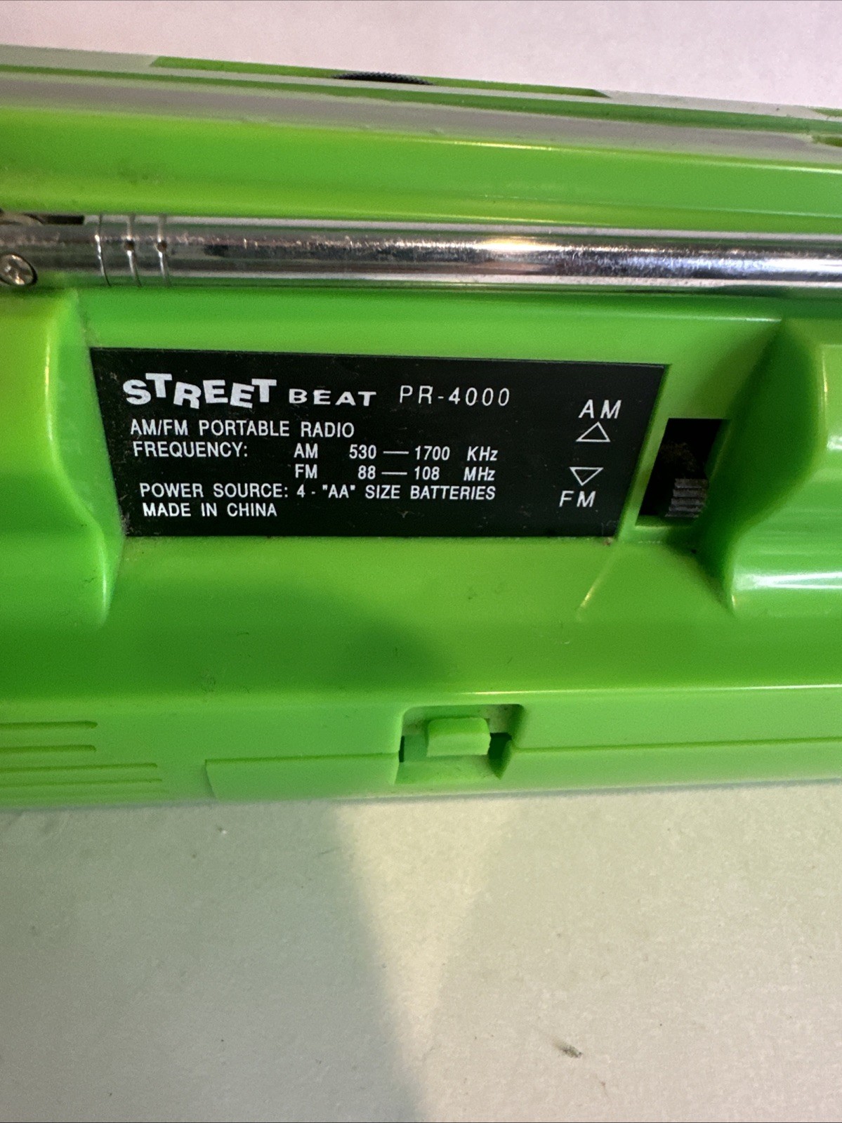 1990 Street Beat Radio F/ Radio Shack W Original Box & Manual RARE Green Working