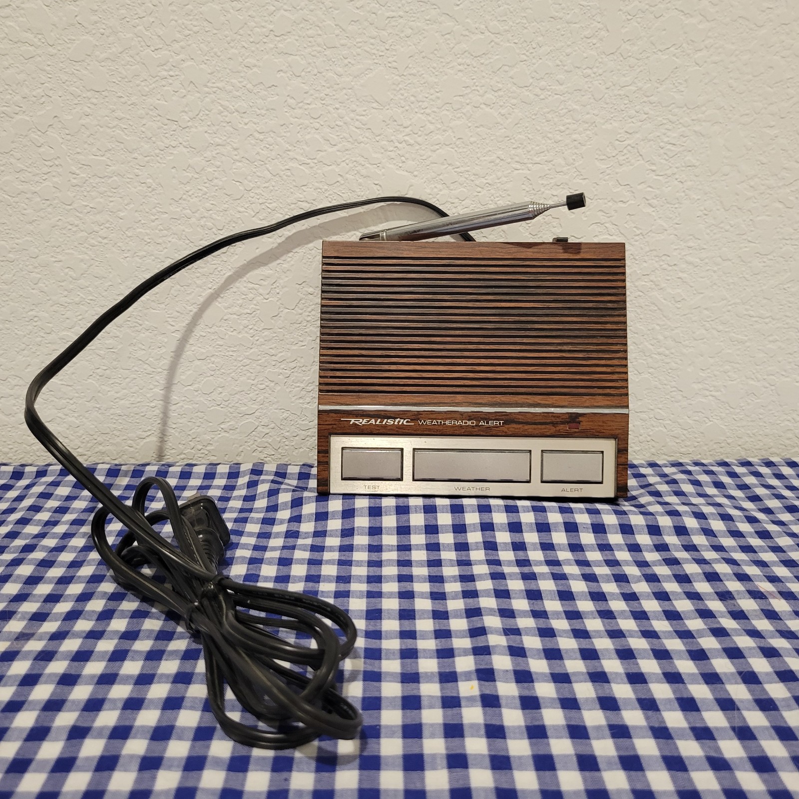 VTG REALISTIC/RADIO SHACK WEATHERADIO ALERT MODEL 12-140 – TESTED & WORKS