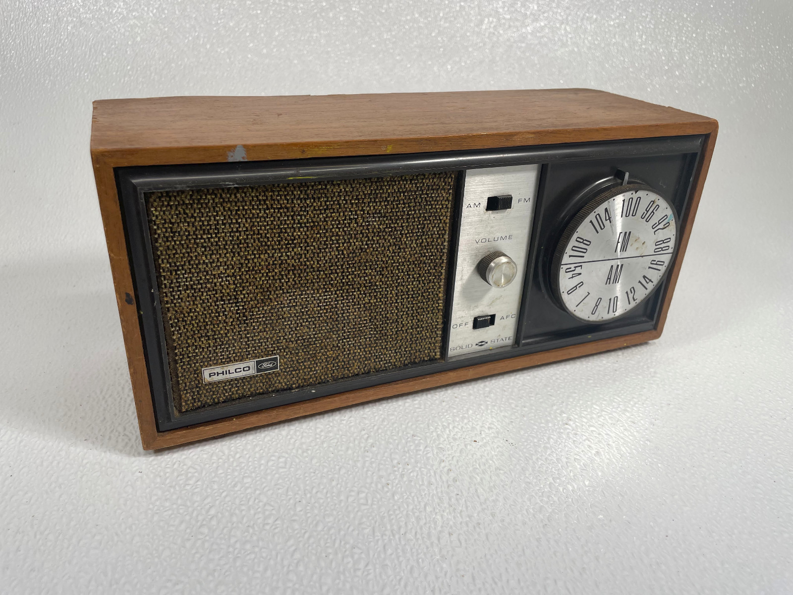 VTG Philco Ford Solid State Wood Panel AM/FM Stereo Shelf Radio Taiwan S-958WA