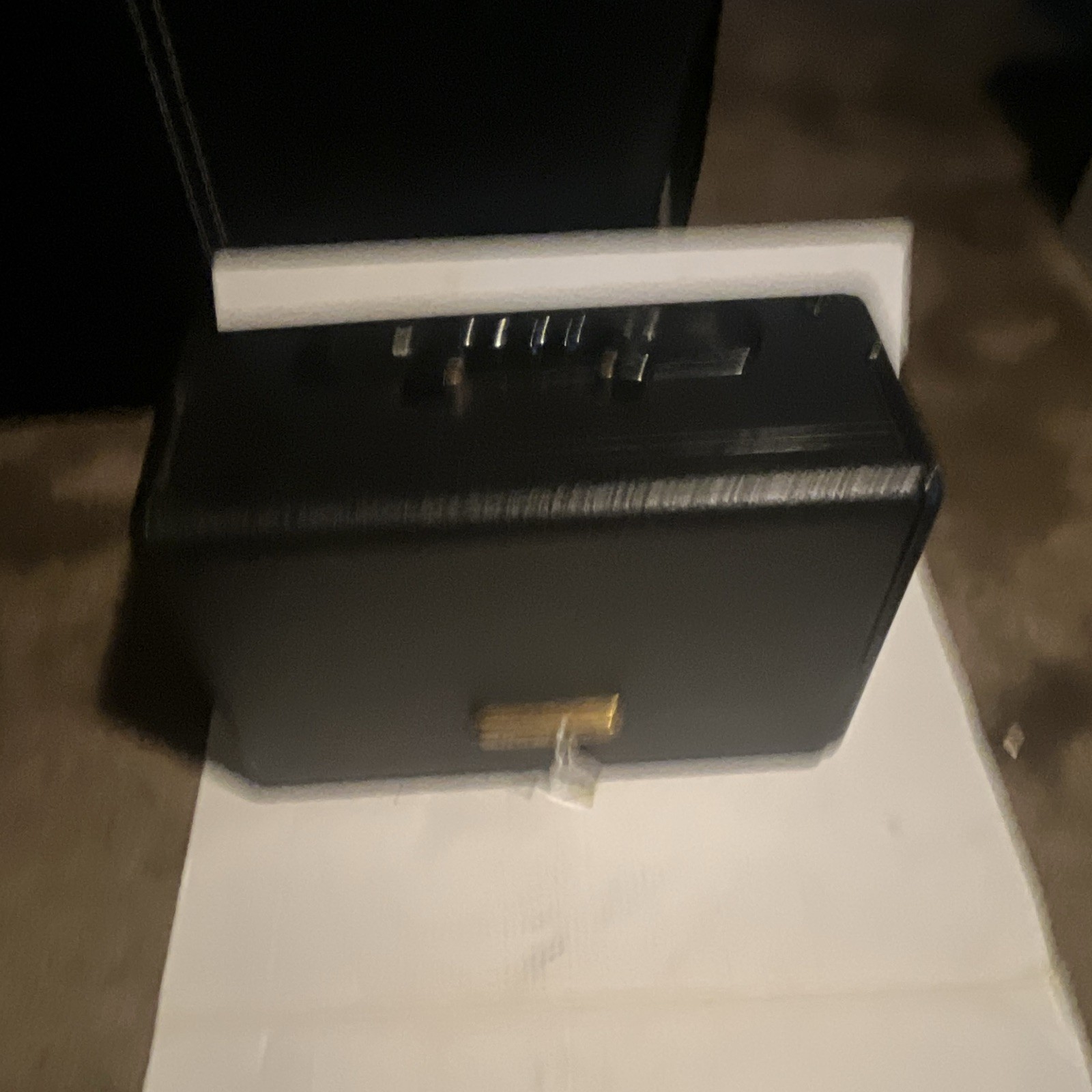 Zenith Trans-Oceanic Y600 Portable Shortwave Radio, Black – Model Y600