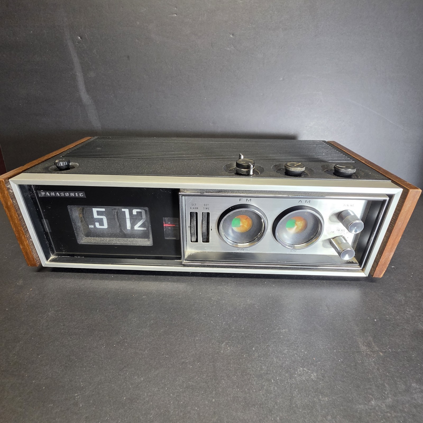 Vintage Panasonic RC-7469 Flip Clock AM/FM Radio Japan Original Box Manual