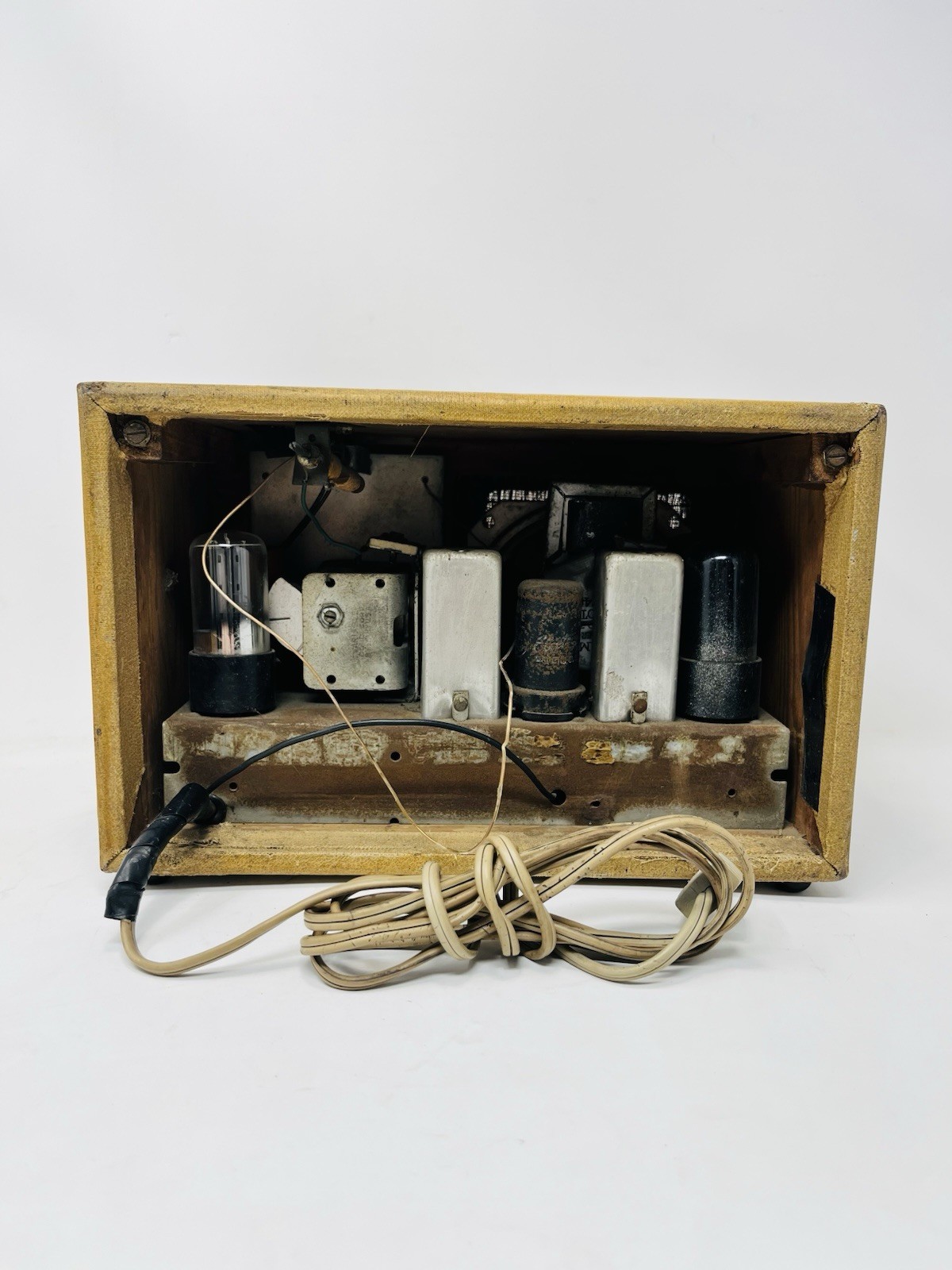 1940s Aircastle 4 Tube Radio / Wooded Radio