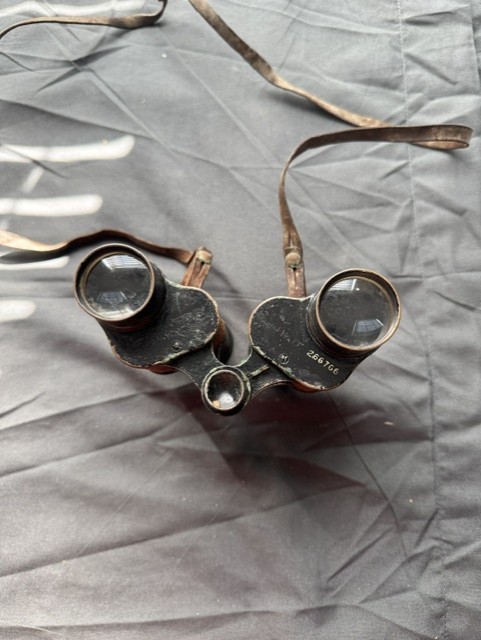 Set of 3 Radios RCA and Realistic – Vintage Binoculars US ARMY EE2667G6