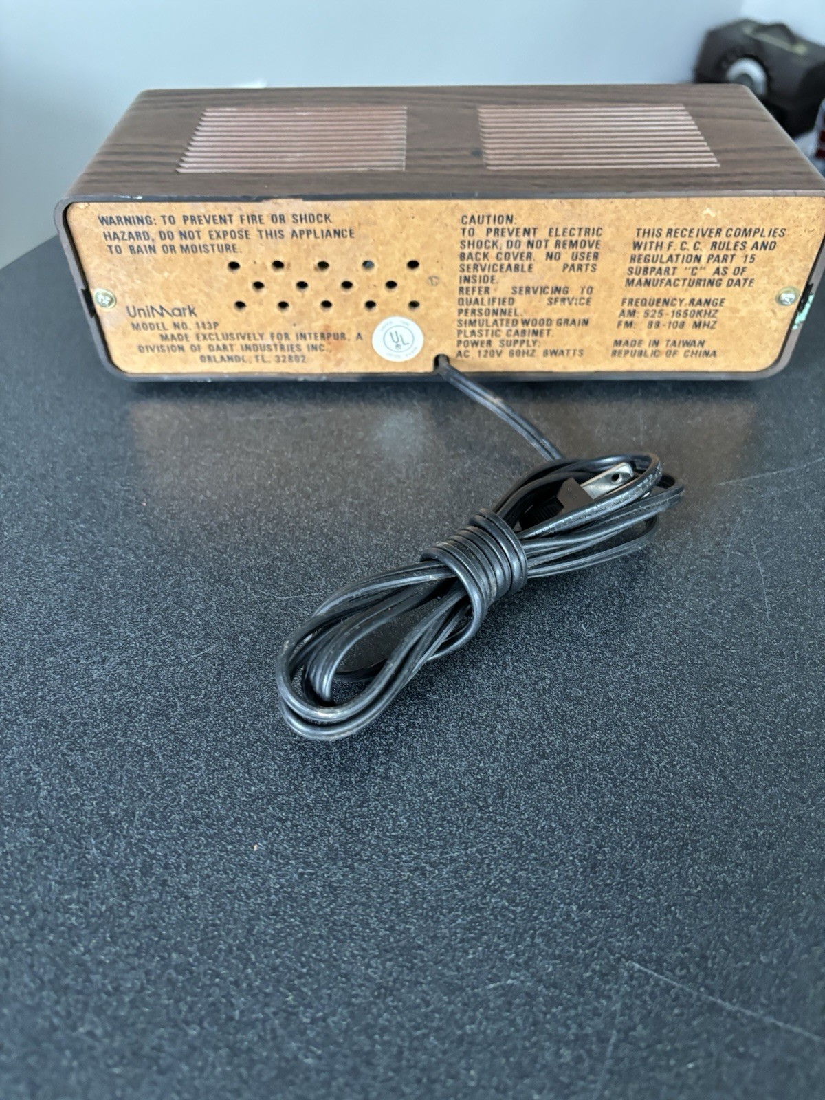Unimark Digital FM/AM Vintage Clock Radio 113P Flip/Roll Numbers, Works Great!