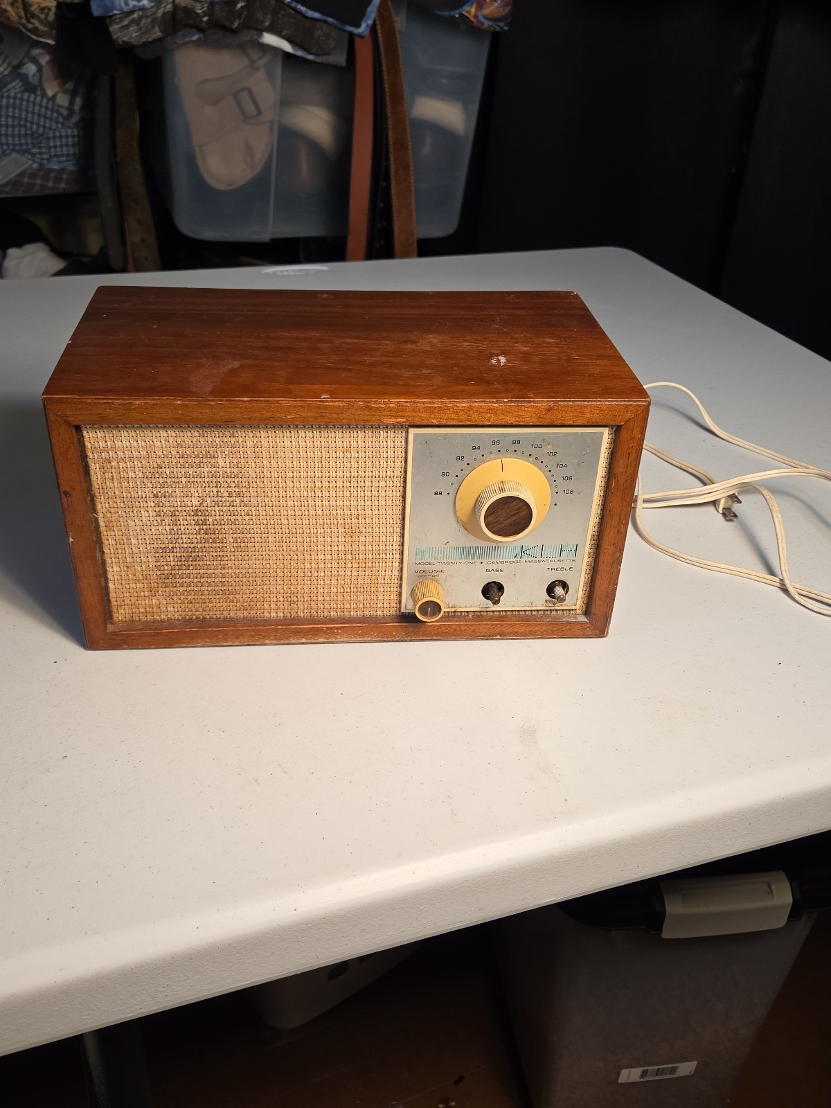 KLH Model Twenty One 21 FM Table Radio Wood Cabinet Tested Working Missing Knobs