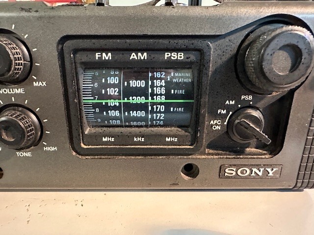 Sony ICF-6000W Vintage PSB/FM/AM Radio 3 Band Receiver – Portable Radio – Works!